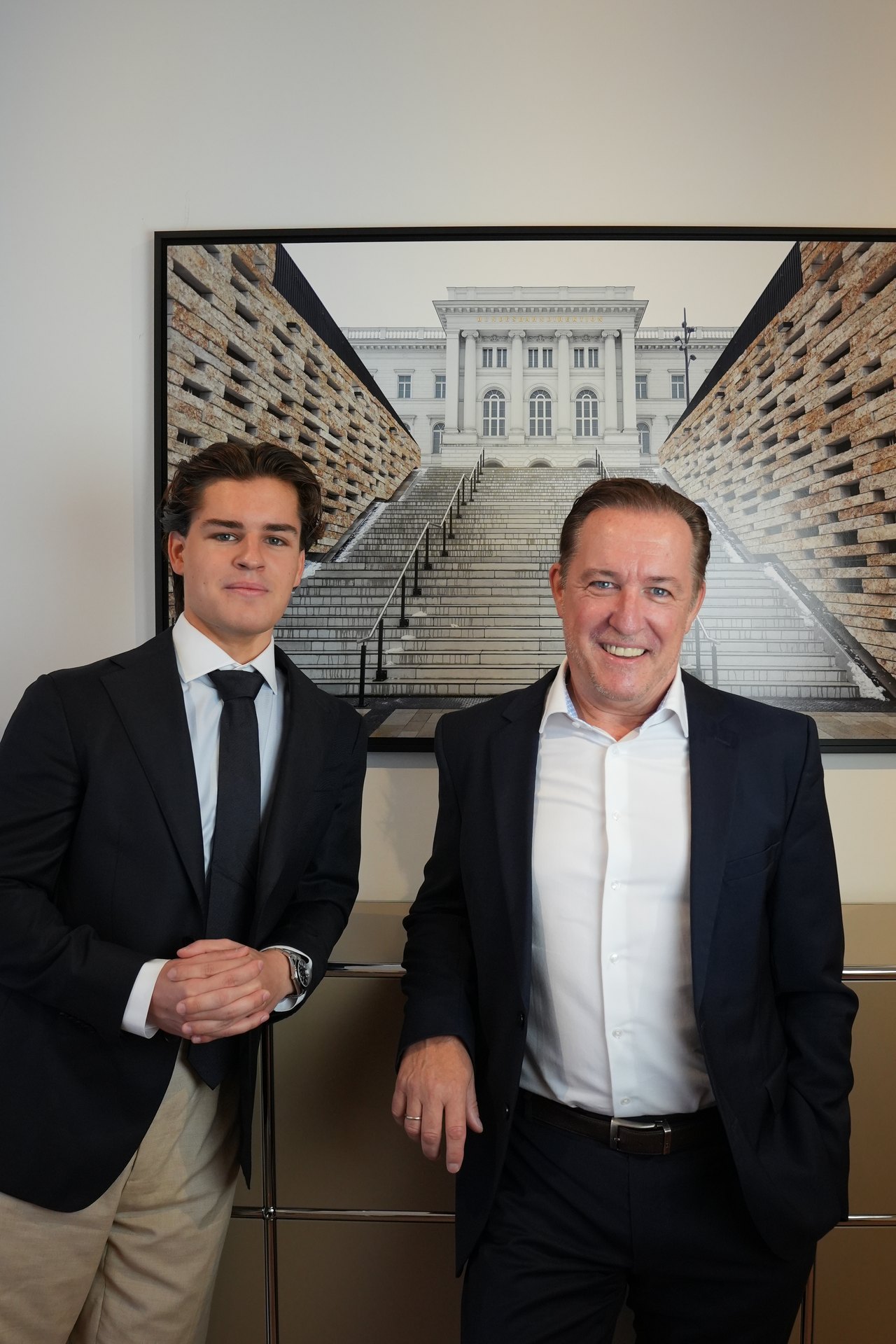 Steuerberater und Wirtschaftsprüfer von Newger & Partner im Büro in Wuppertal
