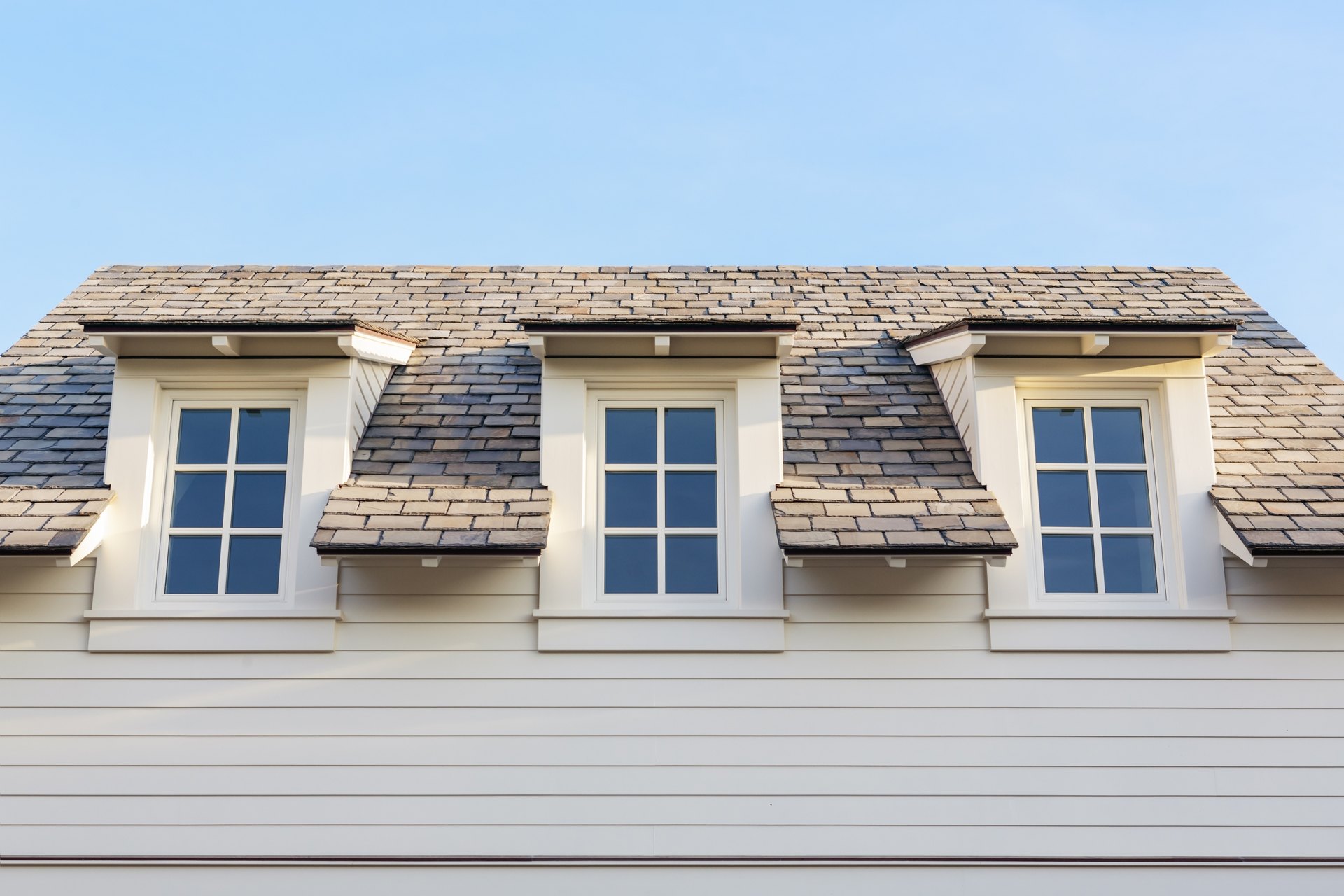 What to Consider When Choosing Your Exterior Windows