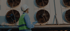 Techniker mit Schutzhelm und Warnweste inspiziert industrielle Lüftungsanlagen.