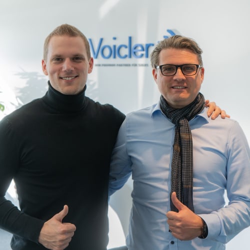 Daumen hoch im Office