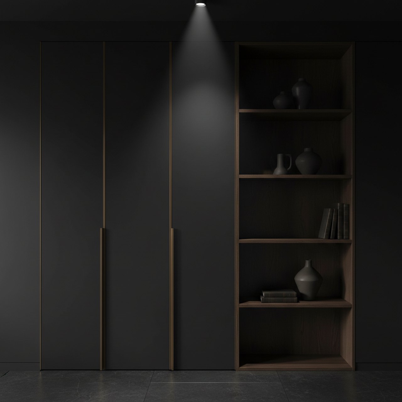 Schrankwand in Schwarz und Messing