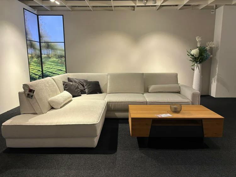 Neues Sofa im Wohnzimmer eines Kunden aus Dresden-Striesen