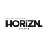 Schwarzes Logo auf dunkelgrünem Hintergrund: „FINEST MUSIC | FOOD & DRINKS HORIZN. EVENTS“