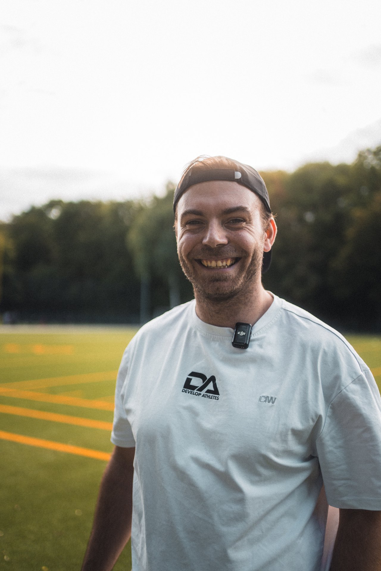 Kevin Speer auf dem Sportplatz