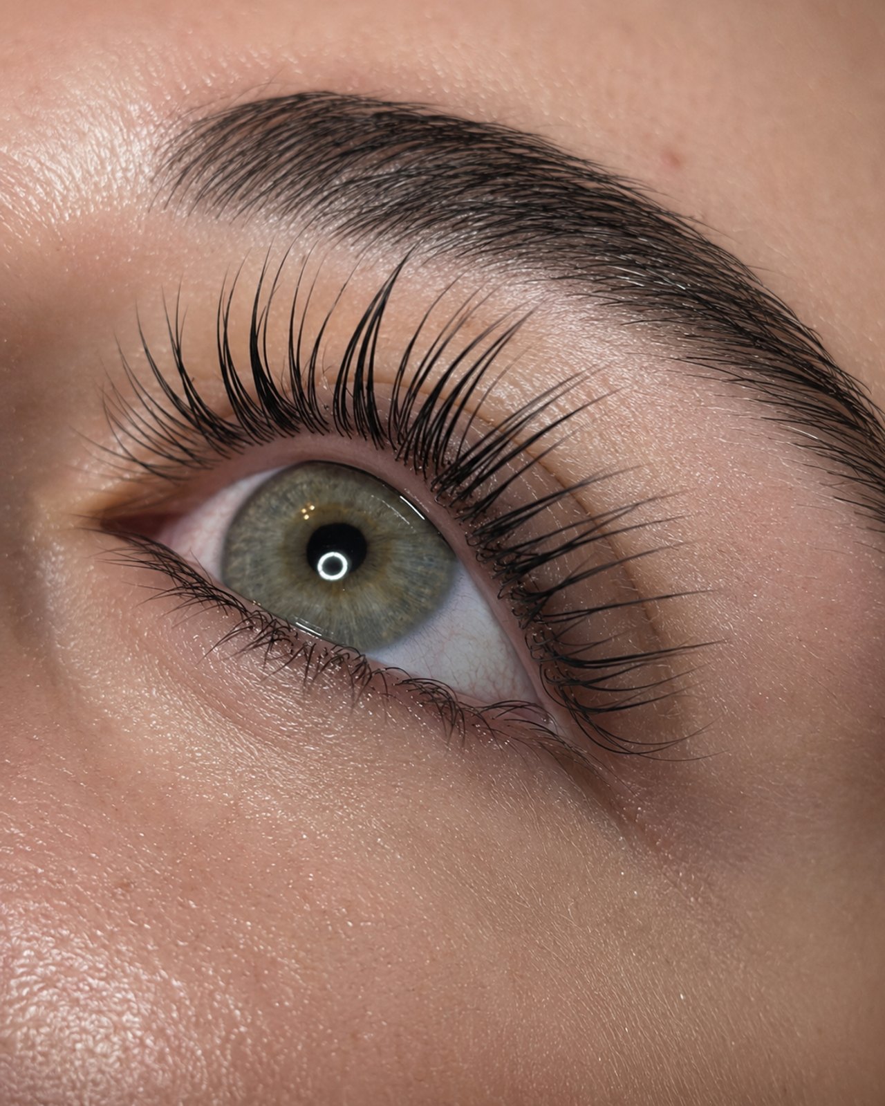 Lash & Brow Lifting bei SWON in Pforzheim