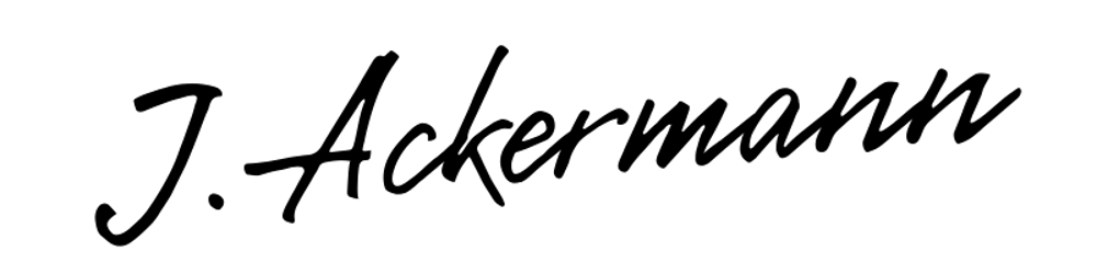 Unterschrift „Lara Croft“ in schwarzer Schreibschrift.