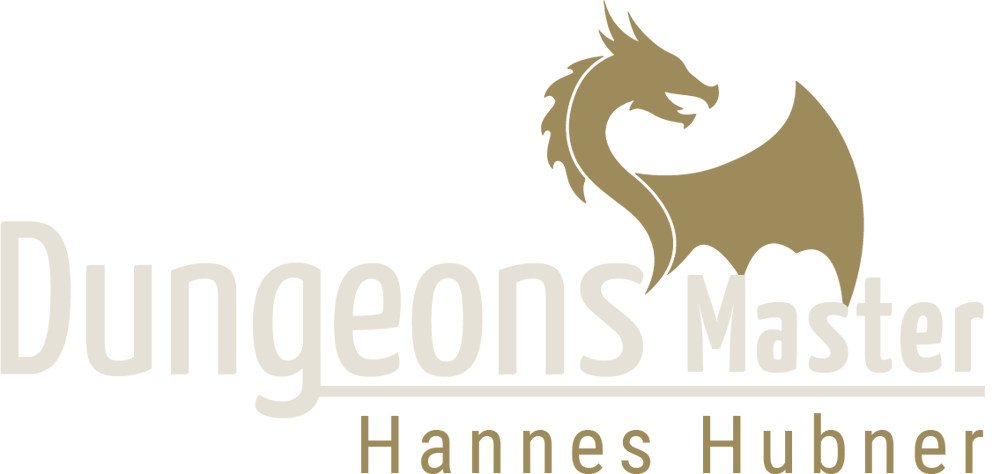 Dungeons Master Logo: Goldener Drache mit weißem Text "Dungeons Master" und "Hannes Hubner" auf grünem Hintergrund.