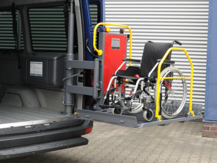 Renault Master mit Schwenklift BSL 350 – Bild 3