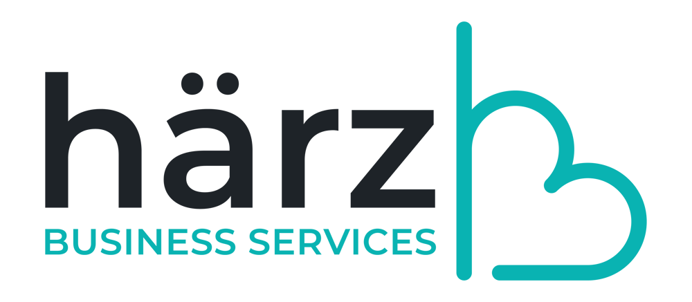 Logo von härz BUSINESS SERVICES mit einem türkisfarbenen Symbol aus den Buchstaben h und b, das an ein Herz erinnert.