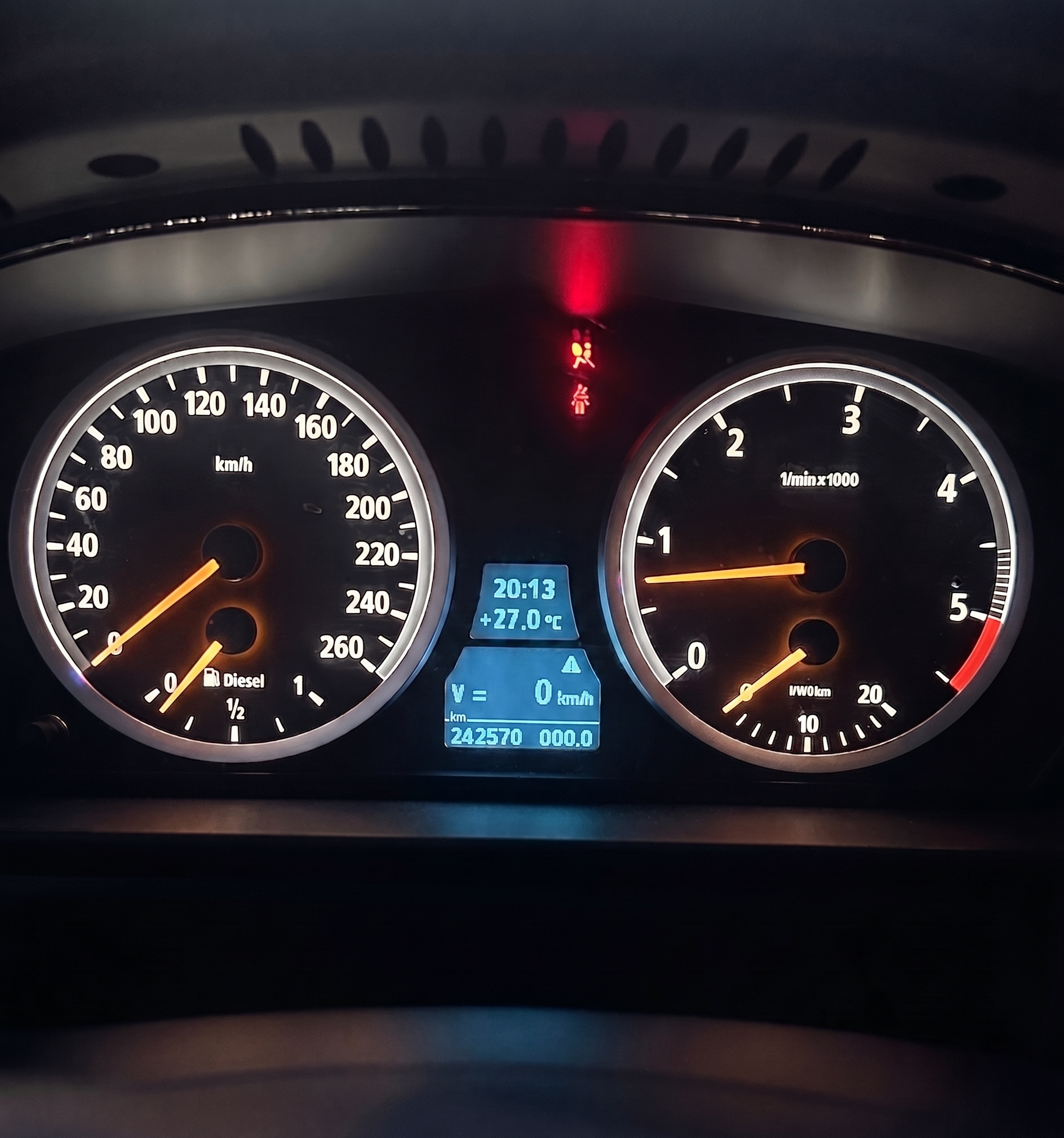 BMW E60 Orange Nadeln Mit Display