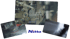 Nahaufnahme einer Produktionsmaschine, die weiße Fäden wickelt, mit zwei kleineren Bildern und dem Nitto-Logo.