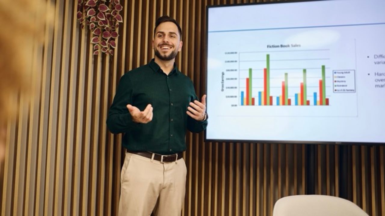 Rhetoriktraining im Business – Teilnehmende trainieren Stimme, Körpersprache und Präsenz