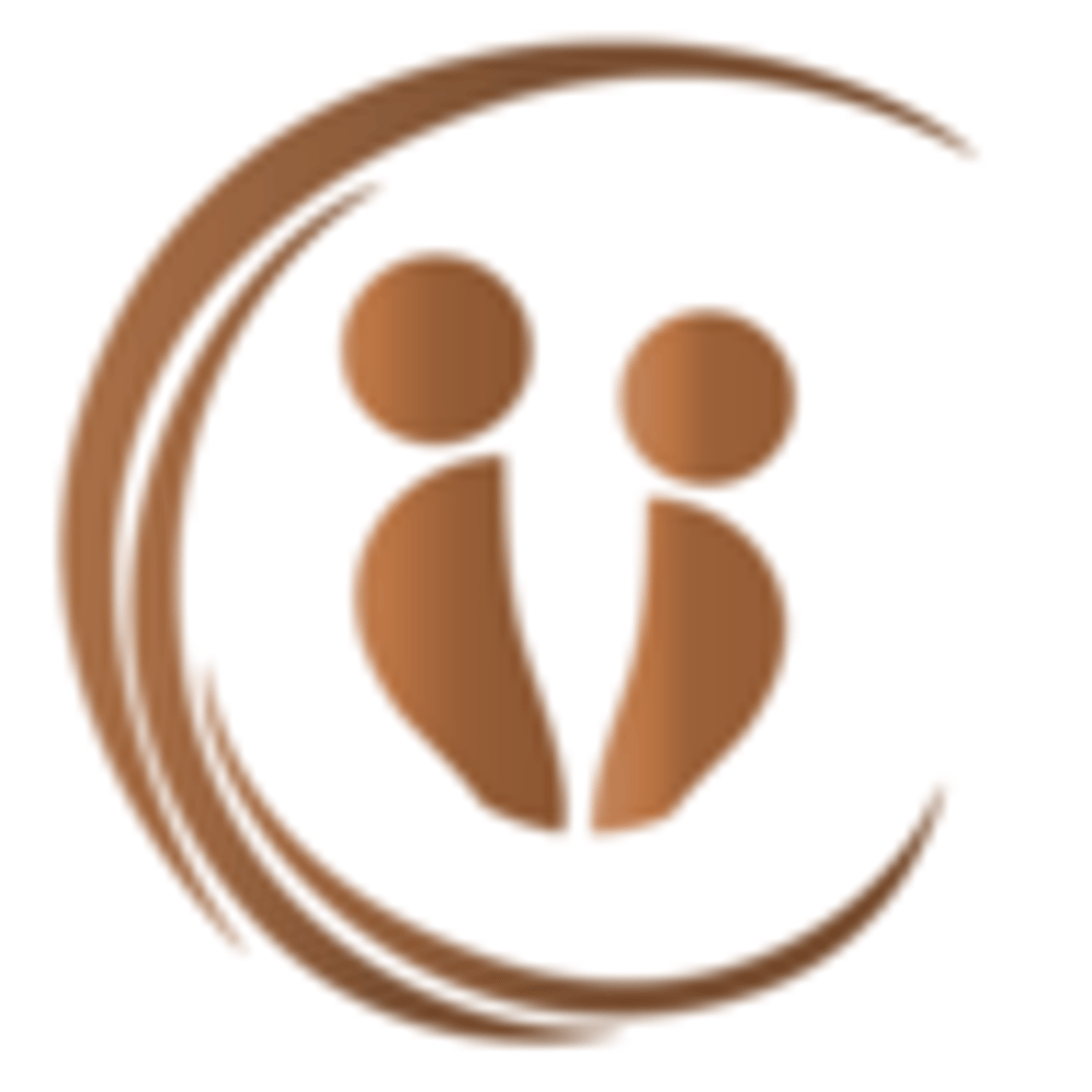 Zwei stilisierte menschliche Figuren in Braun, umgeben von einem braunen Halbkreis.