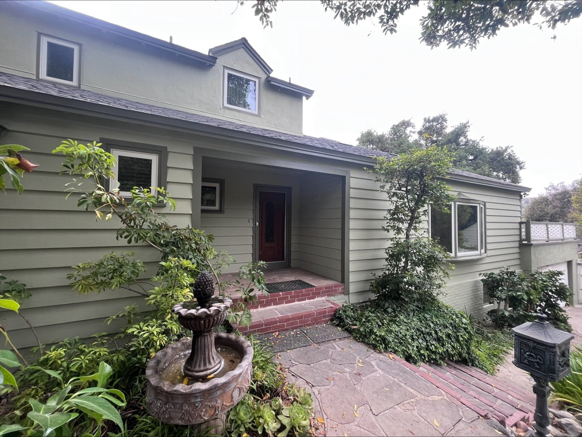 Cool Life exterior coating finish on a Southern California home