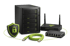 NAS-Server mit Router, Switch, grünem LAN-Kabel und einem Schutzschild-Symbol mit Vorhängeschloss auf schwarzem Grund.