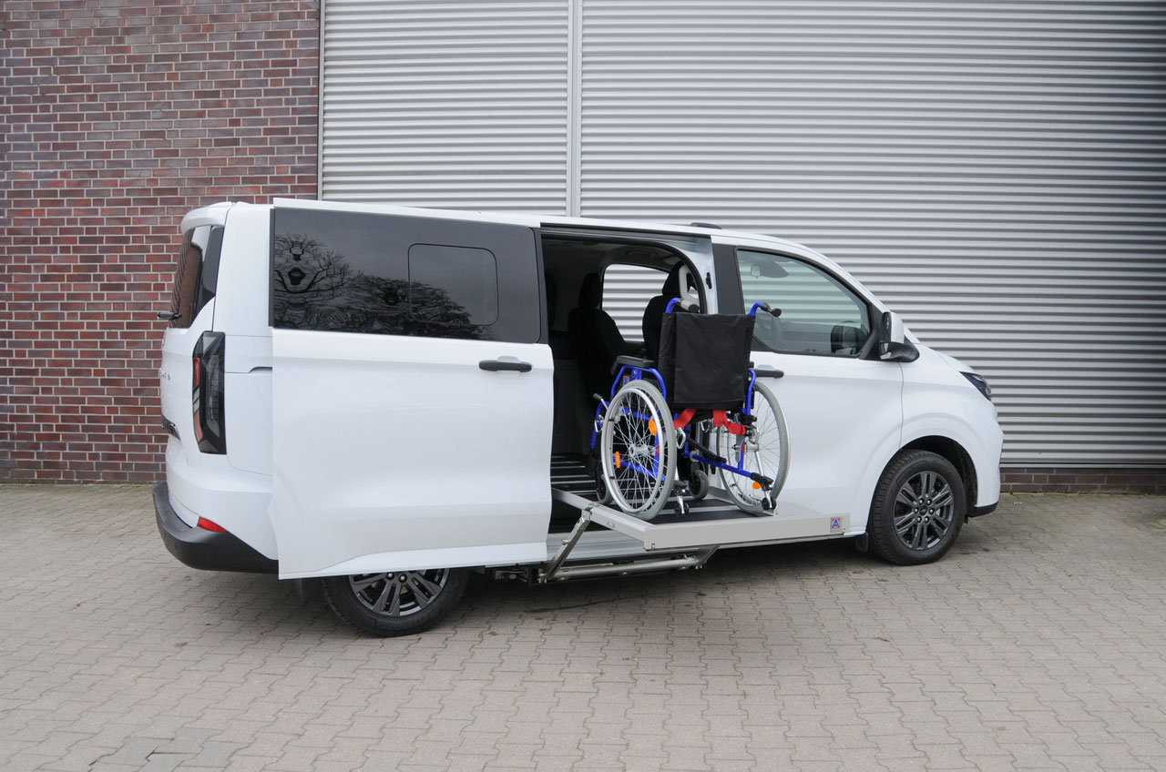 Ford Custom mit Kassettenlift K70 – Bild 2