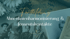 Alte Fotos liegen auf einem Tisch. Als Schrift: Fortbildung - Ahnenlinienharmonisierung & Jenseitskontakte