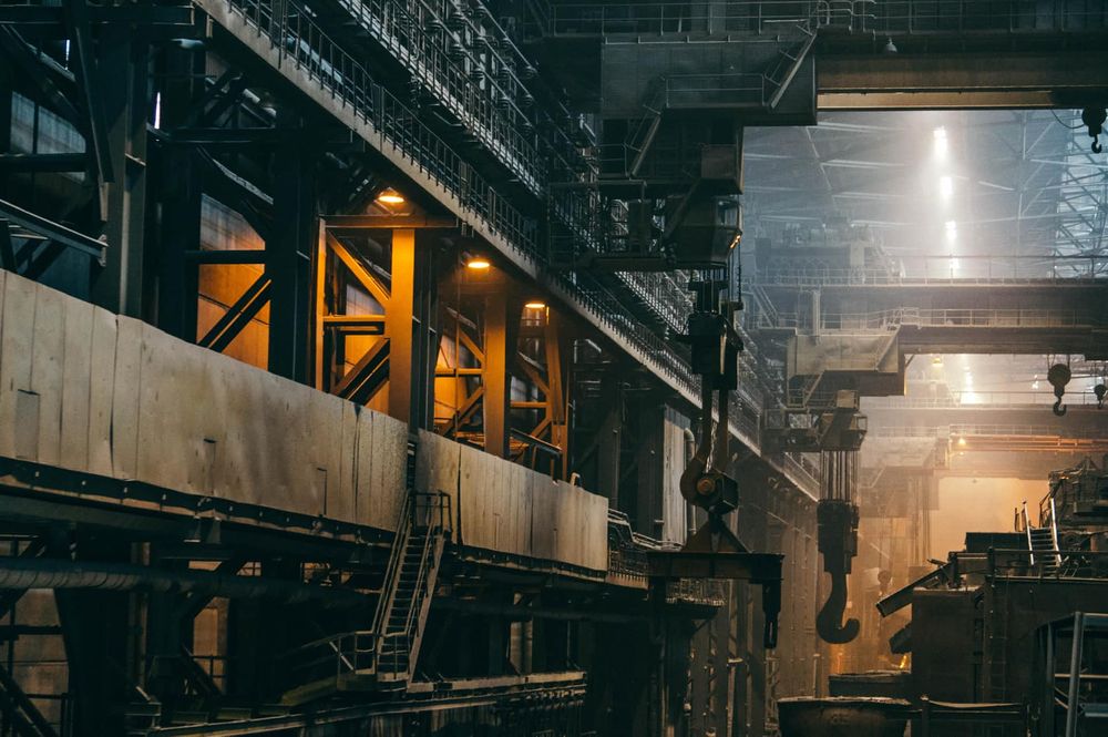 Innenansicht einer industriellen Anlage